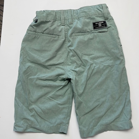 BILLABONG boys submersibles size 7xl. can be worn as shorts or board shorts - Picture 3 of 3